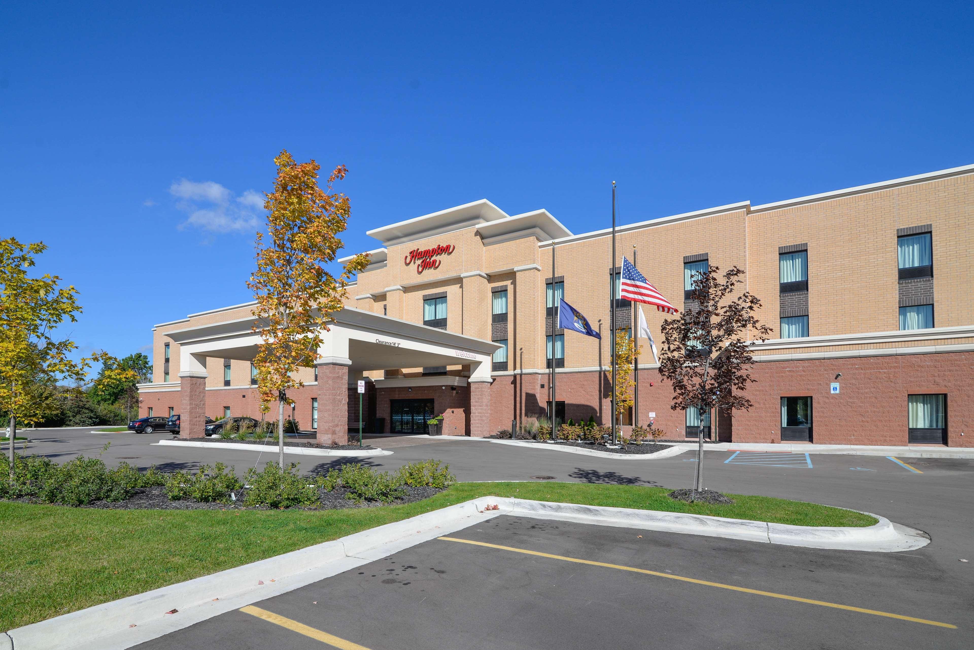 Hampton Inn Brighton Mi Exterior photo