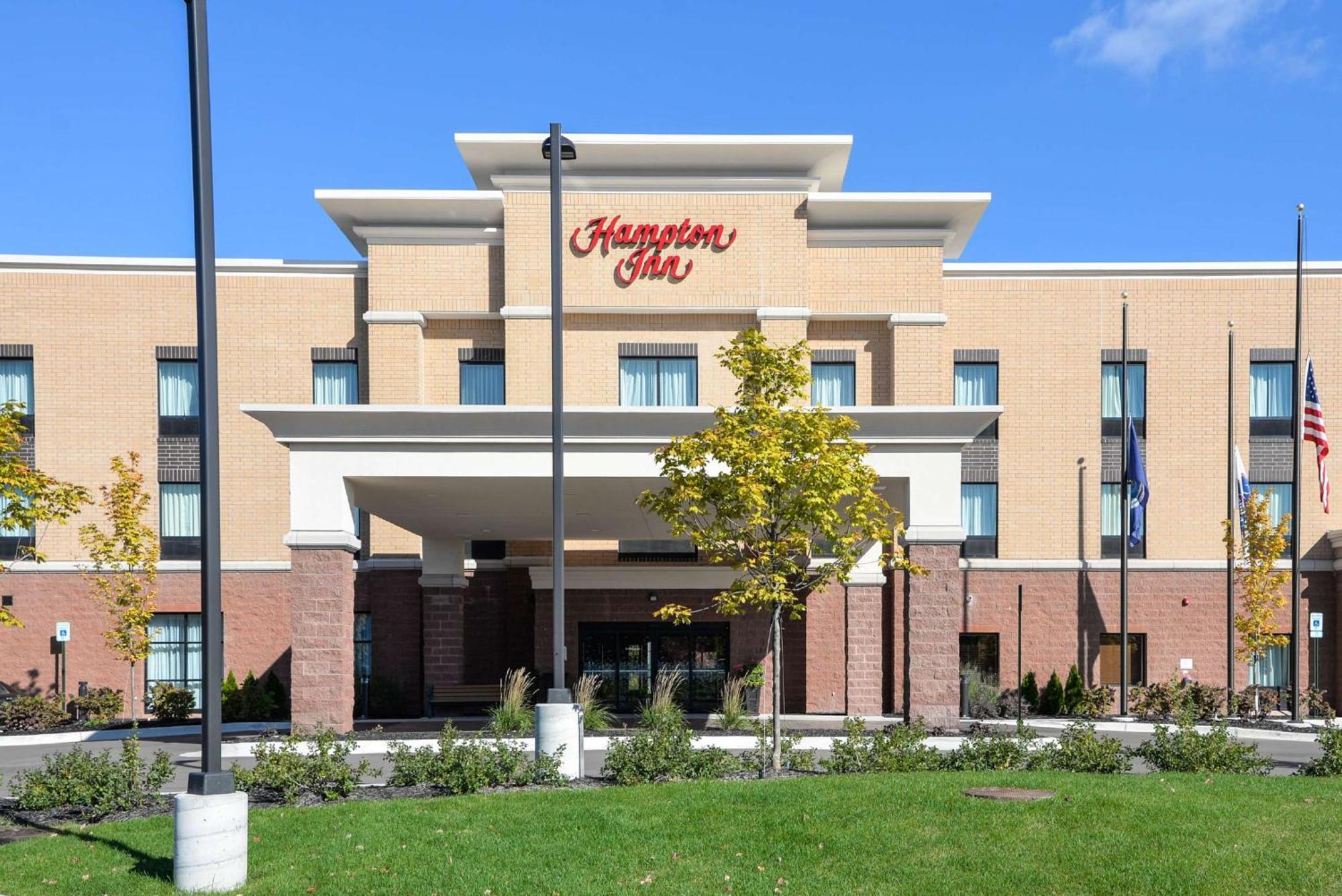 Hampton Inn Brighton Mi Exterior photo